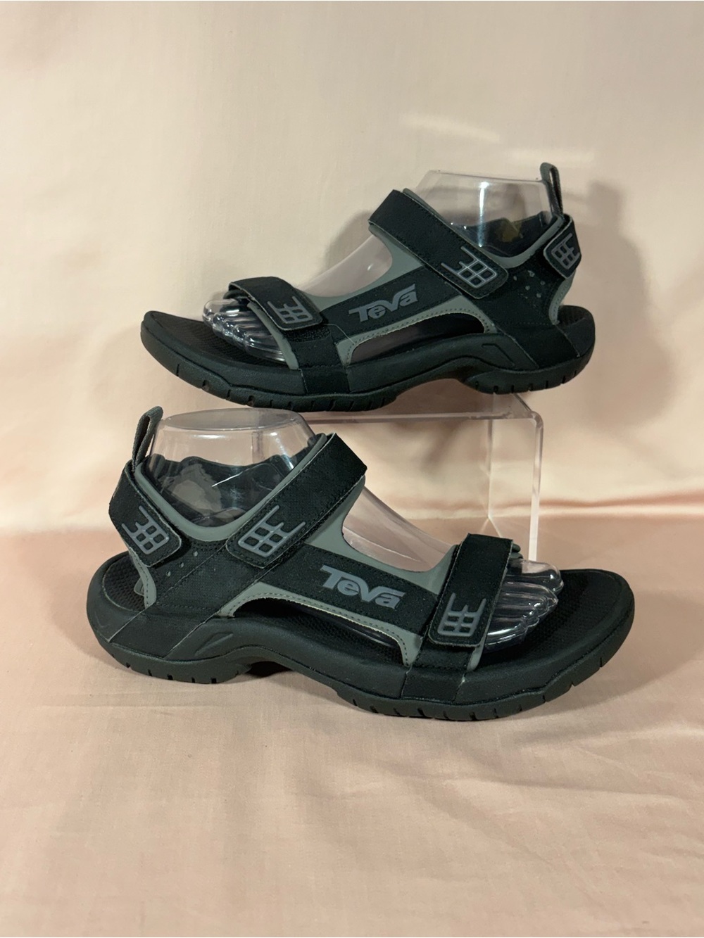 Teva Men's Black/Gray Minam Hiking Sandals Size 7 (4289)